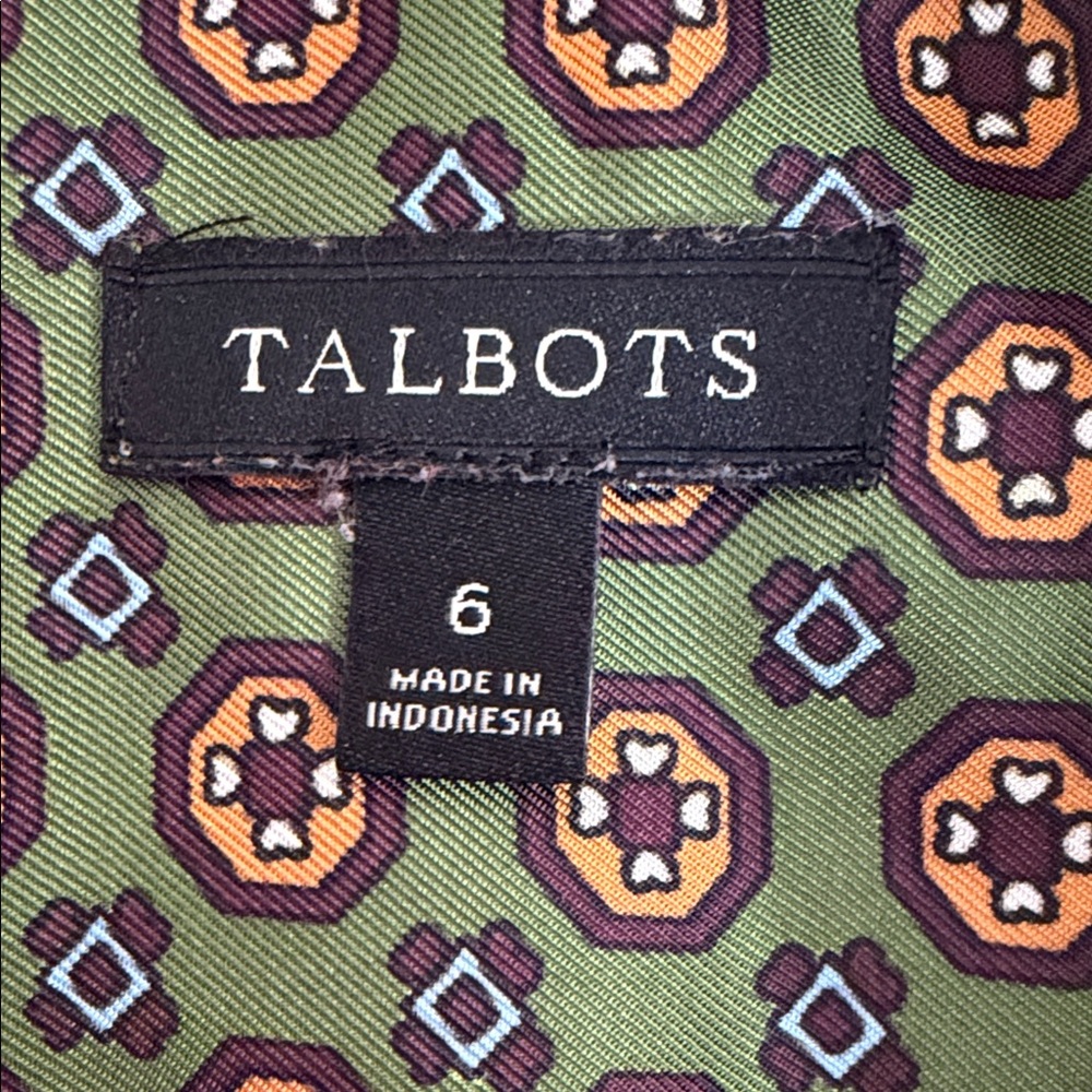 Talbots Olive Green Geometric Print Blouse size 6 - Picture 2 of 5